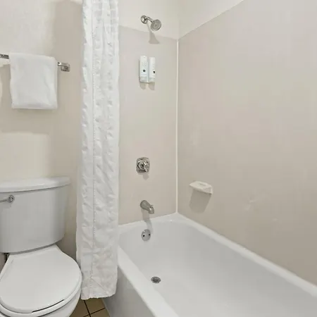 Quality Inn Rocky Mount Extérieur photo